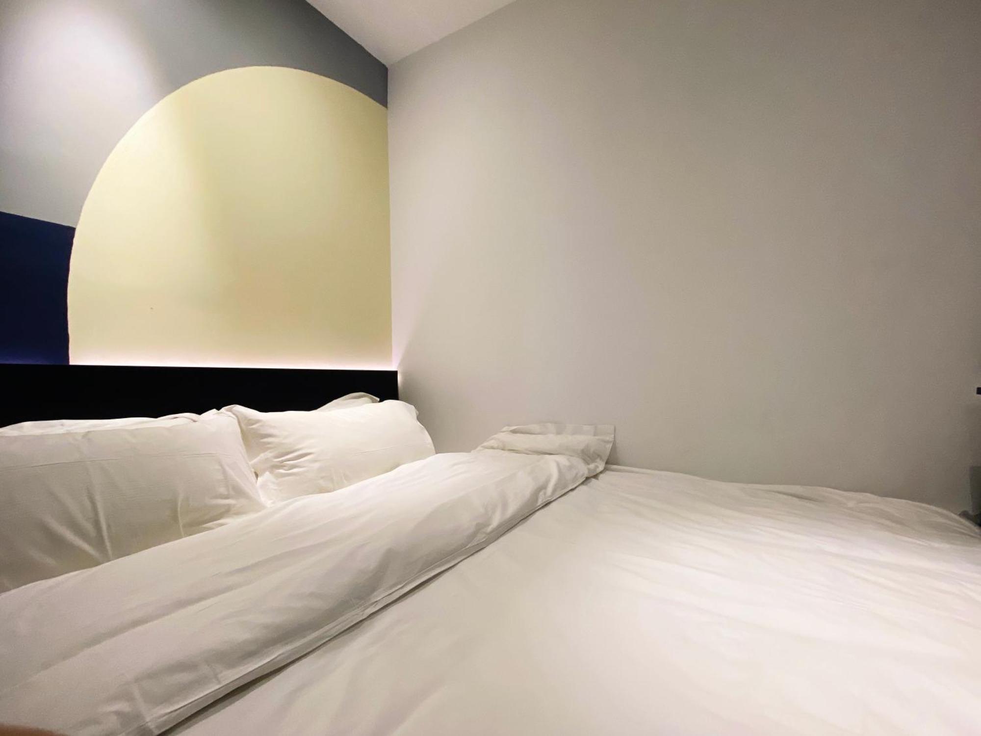 Dayin International Youth Hostel - Near East Nanjing Road & People'S Square & The Bund -Large Social Area -Bar -Cafe -Gym -Free Laundry Luggage Storage -24H Front Desk -English Service Shanghai Exterior photo